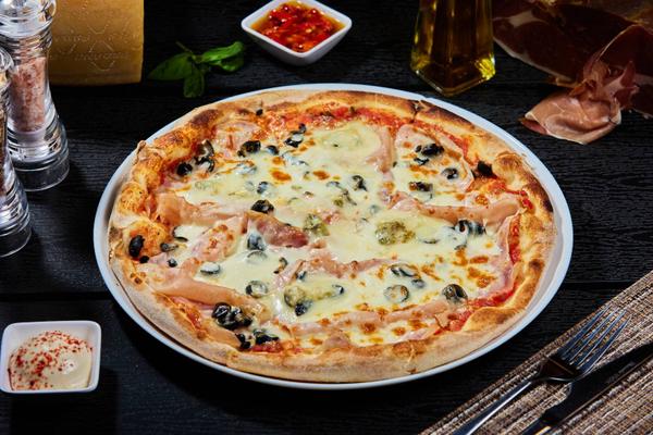 Pizza Cotto Gorgonzola